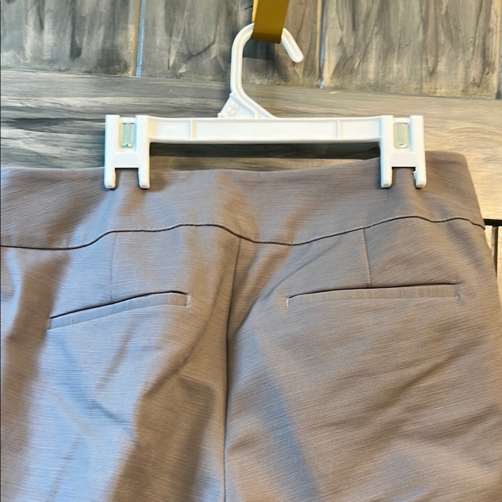 Ann Taylor size 6 women’s Tan Straight Leg Pants - Picture 13 of 13